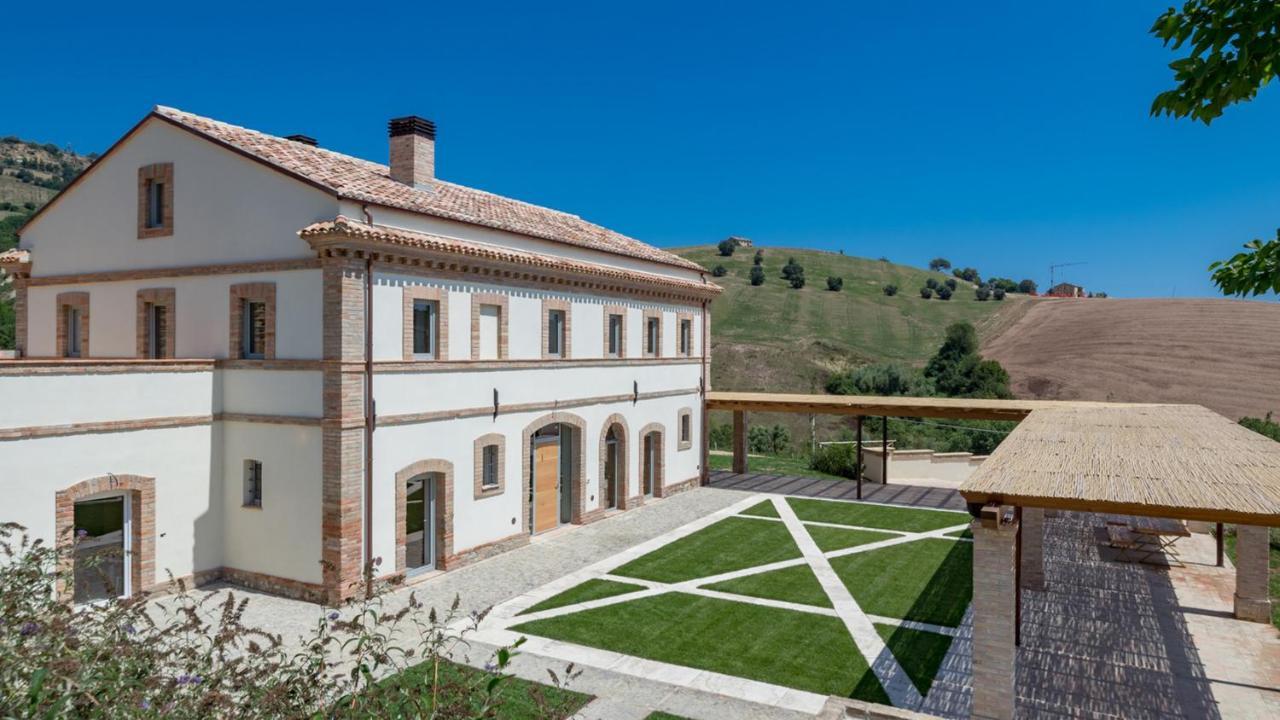 Dimora Montefiore 11, Emma Villas Montefiore dell'Aso Exterior photo